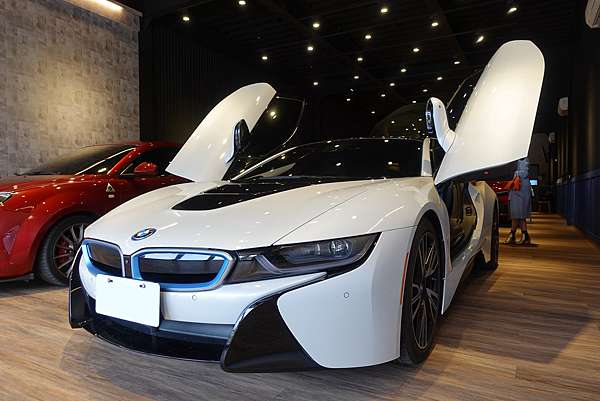 賞車 Bmw I8 Edrive科技經典雙門跑車 汎卡國際車業 喵爸的部落格 痞客邦 賞車 Bmw I8 Edrive科技經典雙門跑車 汎卡國際車業 喵爸的部落格 痞客邦