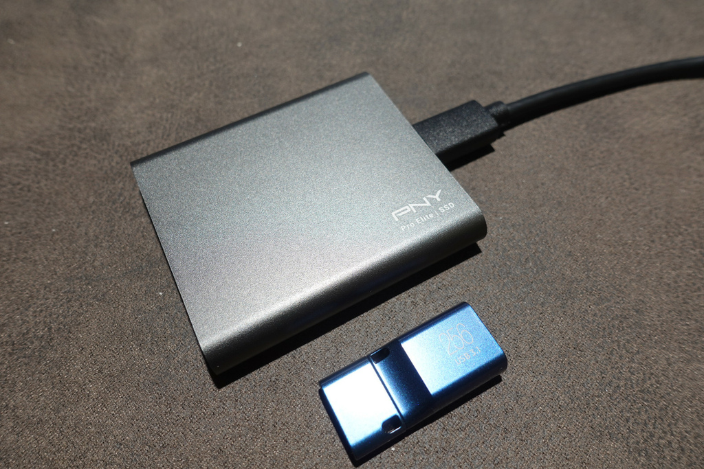 [開箱] SAMSUNG三星 USB3.1 Type-C 隨