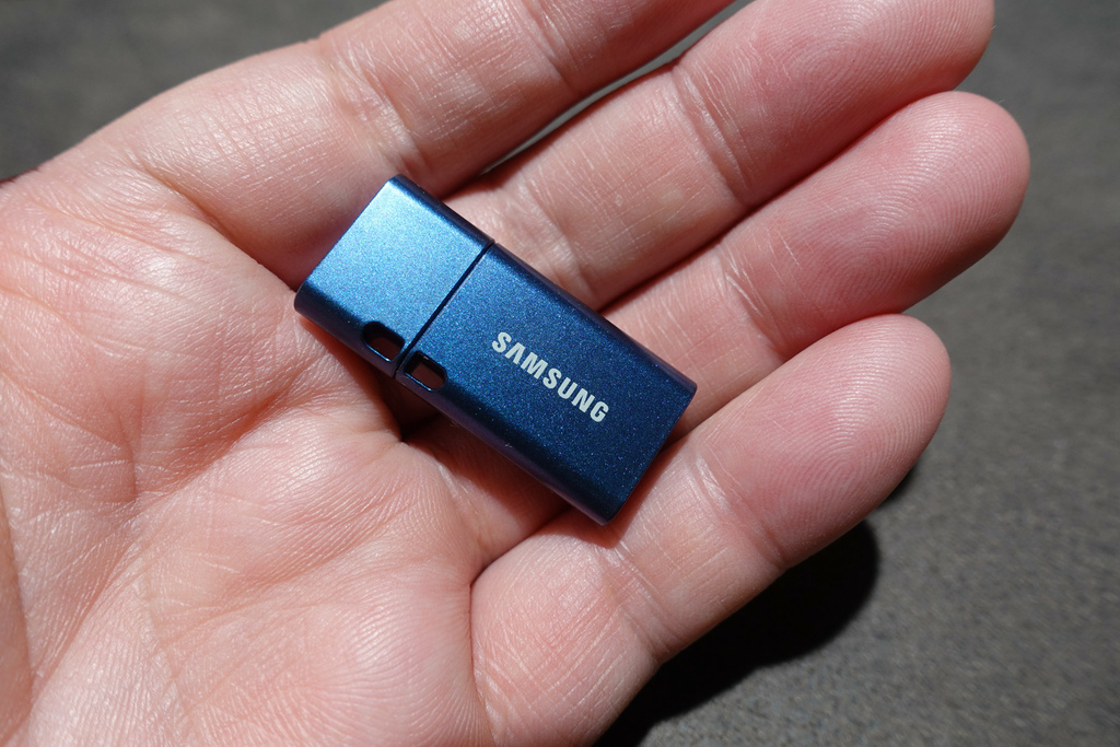 [開箱] SAMSUNG三星 USB3.1 Type-C 隨