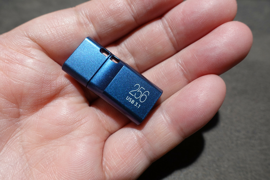 [開箱] SAMSUNG三星 USB3.1 Type-C 隨