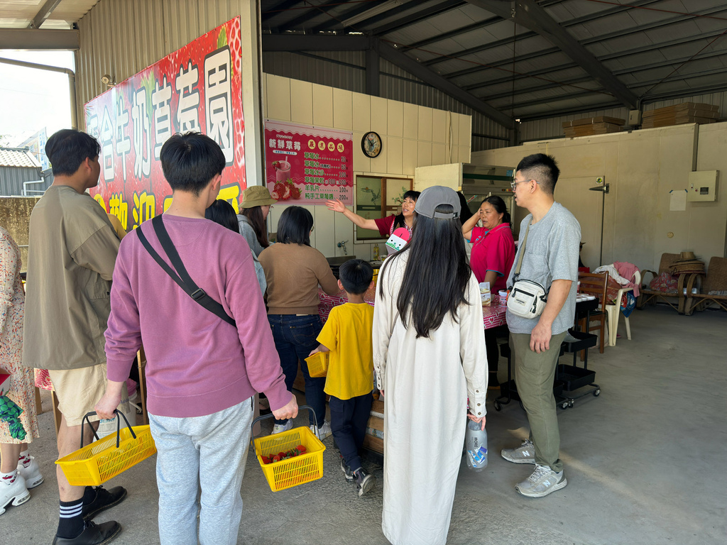 [苗栗.大湖] 大湖巧合草莓園.空氣裡都是草莓的味道