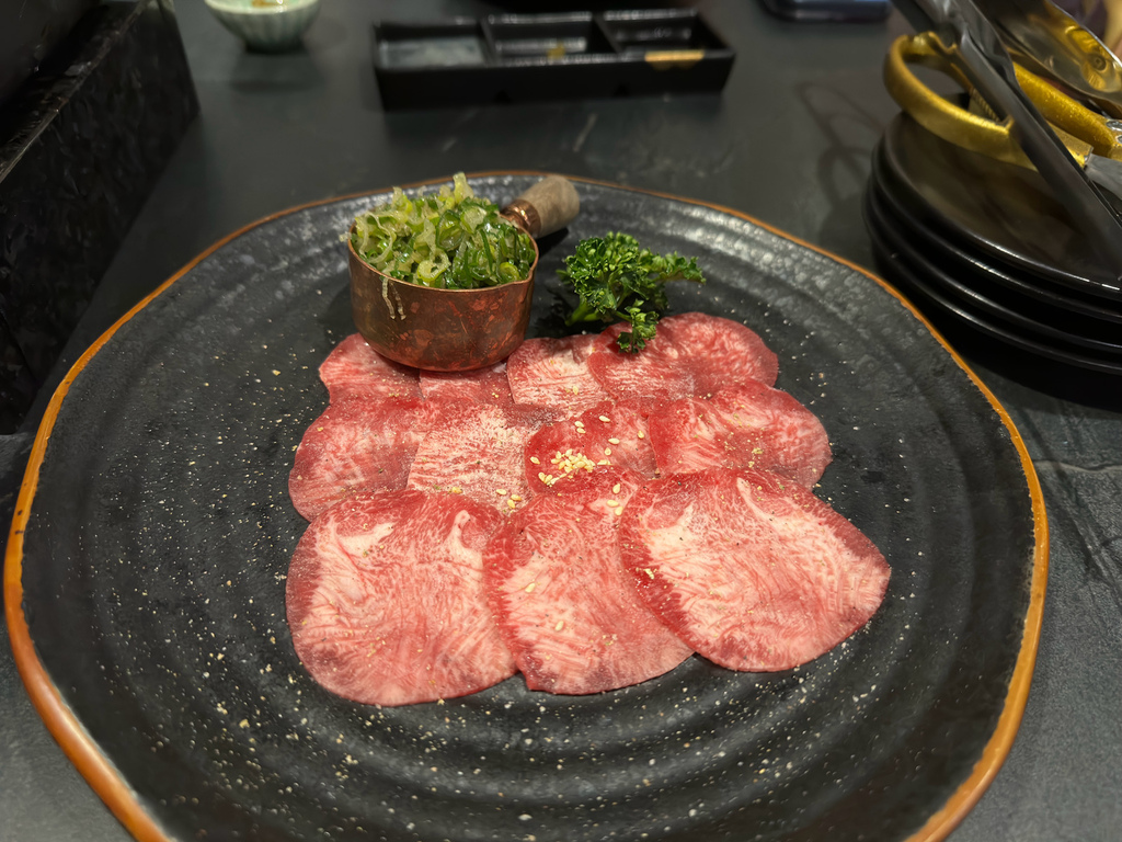 [台南.中西] 秋敘苑 直火燒肉店.專人桌邊代烤高級日式燒肉