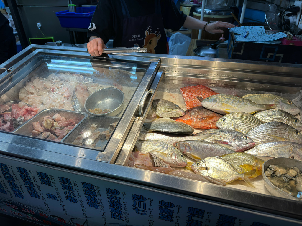 [台南.中西] 余家水仙宮三兄弟鮮魚湯.現釣海魚超新鮮