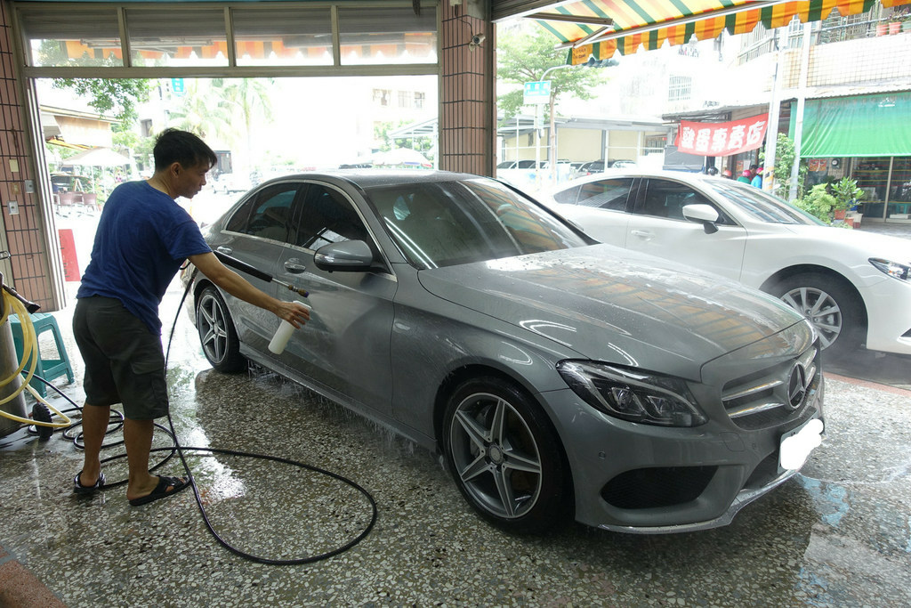 [台南．南區] 三益汽車美容 回店美容維護