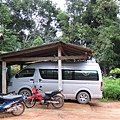 030.JPG