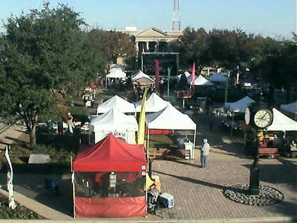 Leesburg city hall market