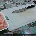 切解凍的雞胸肉