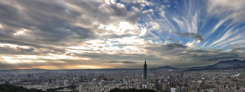 20151104南港山全景.jpg