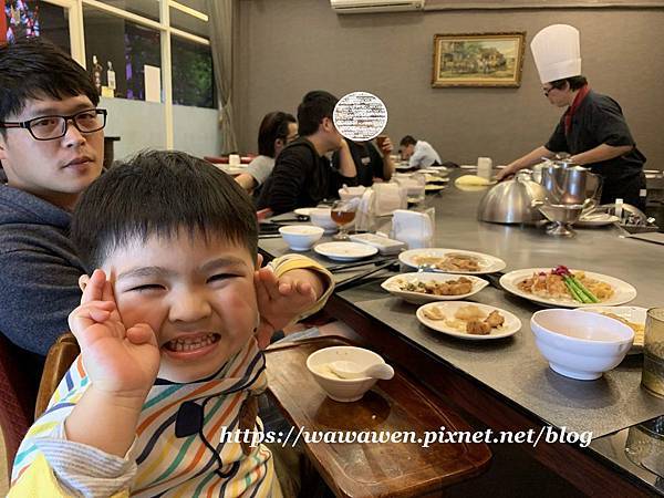 [食記] 新北蘆洲 集賢鐵板燒─特殊的鐵板蛋糕