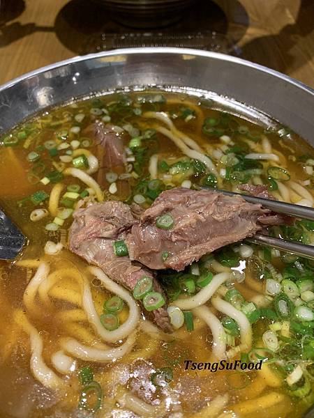 Fw: [食記] 新北三重 給她啦牛肉麵9603~很難吃的到的牛肉麵