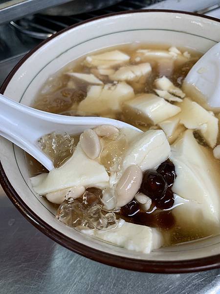 [食記] 台北中正 城中豆花伯五十年老店