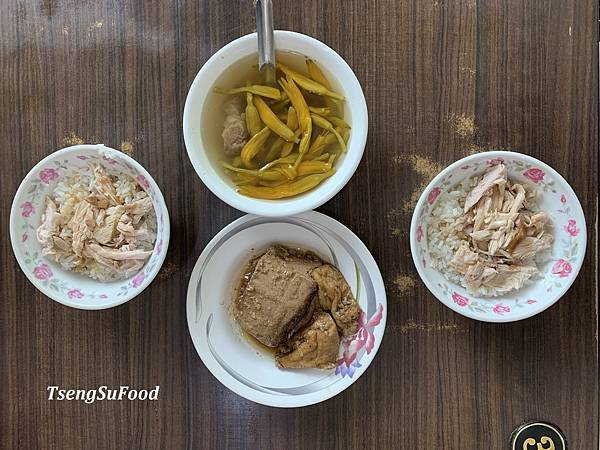 [食記] 嘉義西區 東門雞肉飯   嘉鄉豆腐店(新民