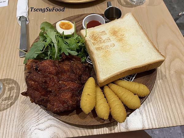 [食記] 台北萬華 Hi Hi Coffee~早午餐 西門町