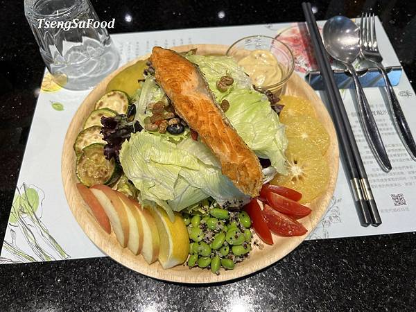 [食記] 台北中山 戀戀日光何嘉仁藝文空間~親子友