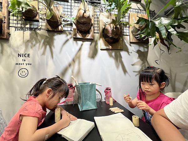 [食記] 新北蘆洲 毅然蕨然咖啡廳  有店貓