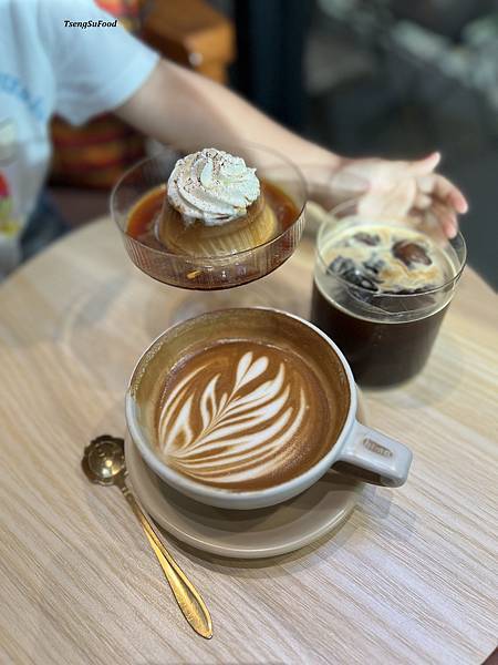 [食記] 新北瑞芳 hima cafe | 暇‧咖啡 九份