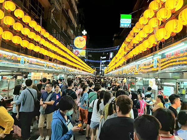 廟口夜市住宿