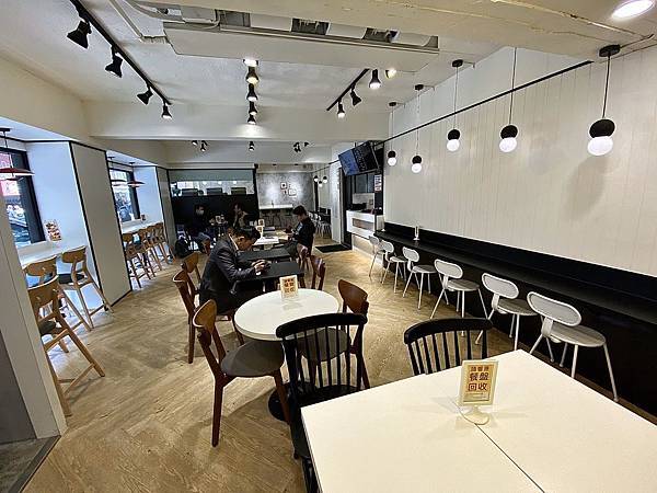 S__109895695.jpg S__109895695.jpg