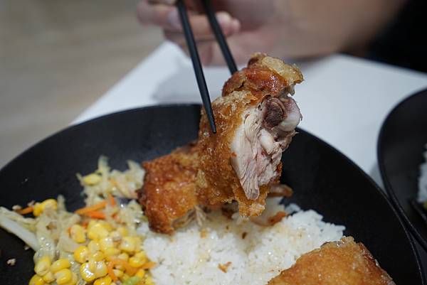 梁社漢排骨_200913_5.jpg 梁社漢排骨_200913_5.jpg