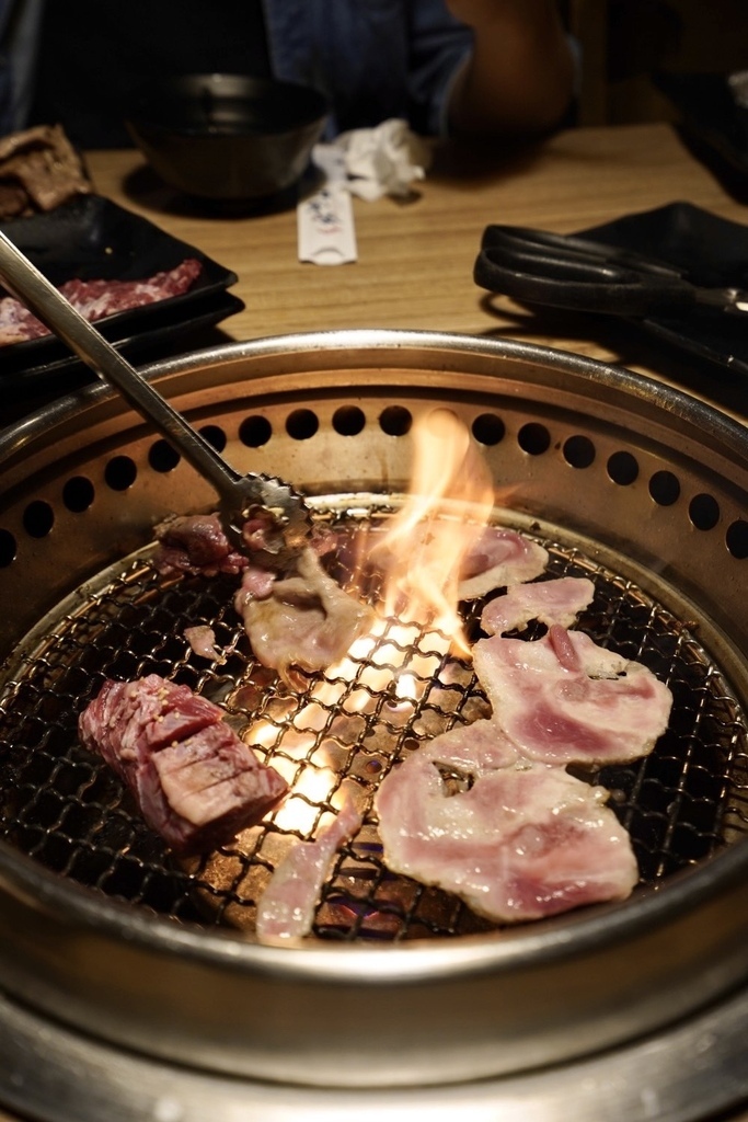 赤富士日式燒肉鍋物新北美食蘆洲美食.jpg