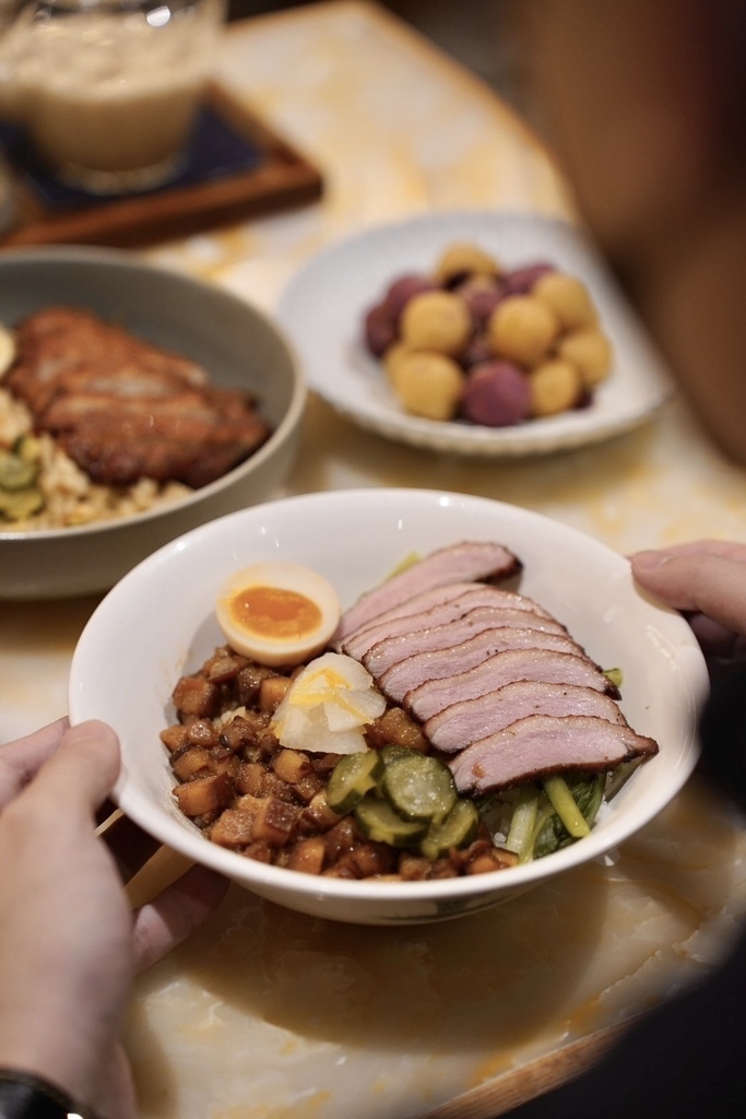 永心鳳茶奶茶專門所 永心鳳茶 肉燥飯 鴨胸