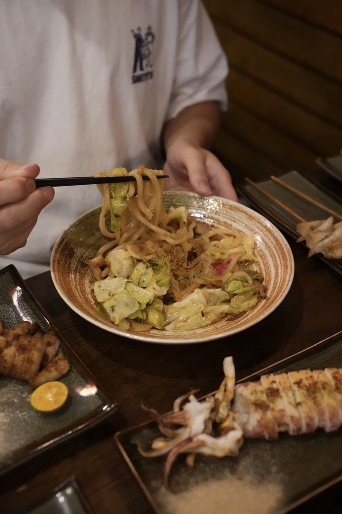 【新莊美食】老味噌居酒屋新莊店 - 回訪N次高CP值昭和風日