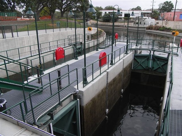 Adjustable SA River Dam (2).JPG