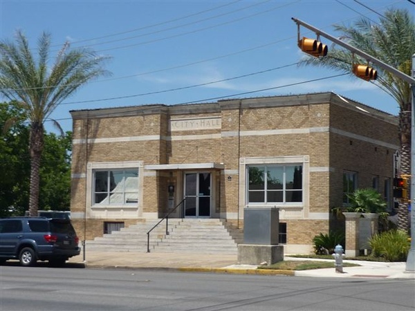 New Braunfels CityHall.JPG