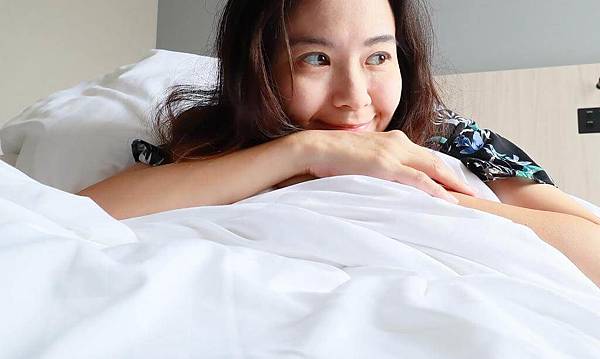 女孩睡前保養結果 女孩睡前保養結果