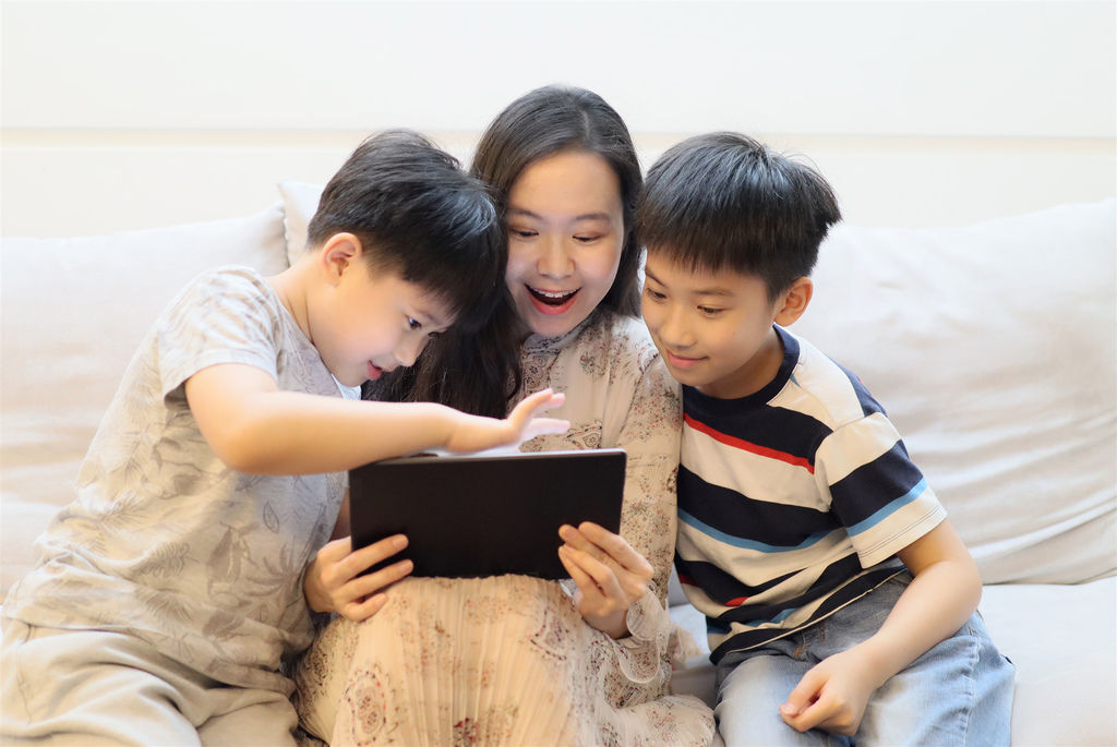 Lenovo Tab M10 (1).jpg Lenovo Tab M10 (1).jpg