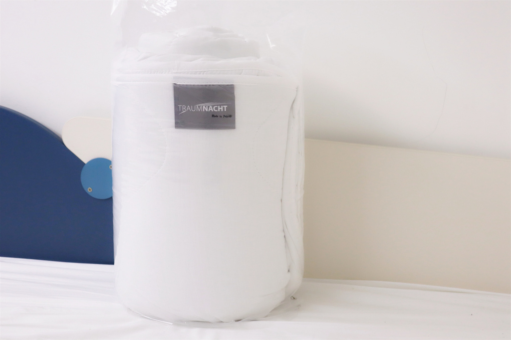 德國Traumnacht夢幻之夜四季被 (1).jpg 德國Traumnacht夢幻之夜四季被 (1).jpg