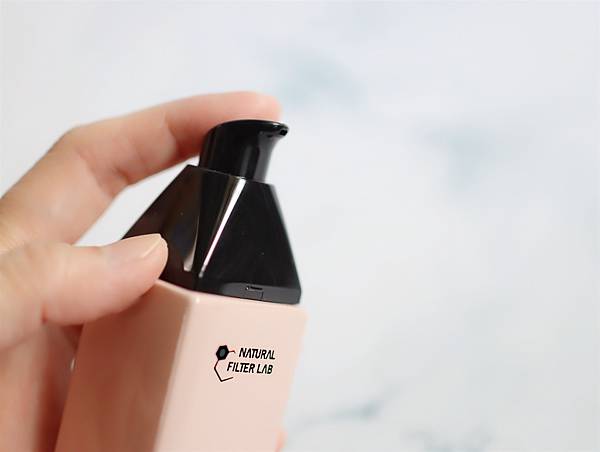 美肌萃 極煥白新生雪凝精萃 (8).JPG