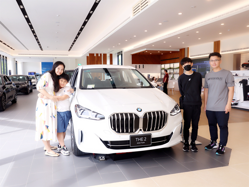 BMW 2系列Active Tourer豪華運動跑旅 (41).JPG