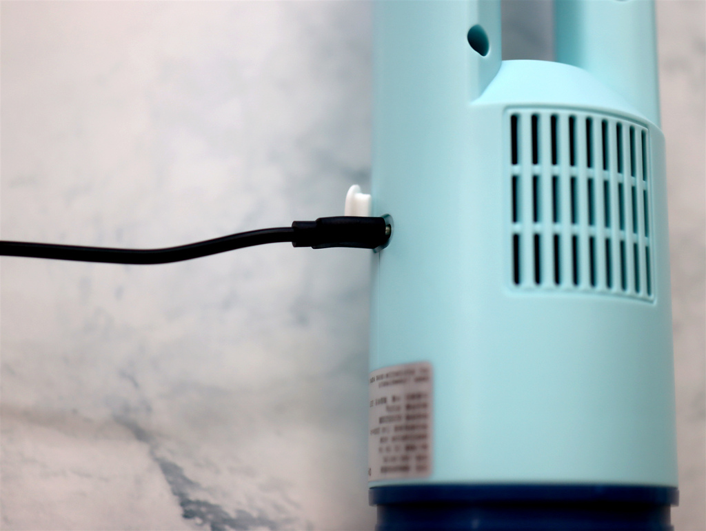 one-meter無線超長手持充電吸塵器 (21).JPG one-meter無線超長手持充電吸塵器 (21).JPG