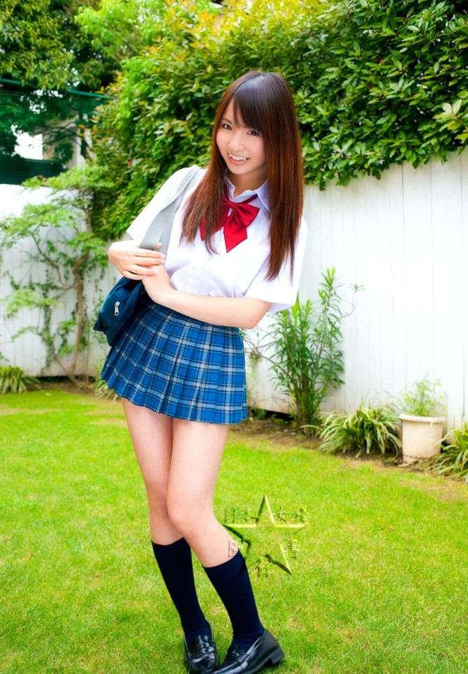 吉田桃子05.jpg 吉田桃子05.jpg