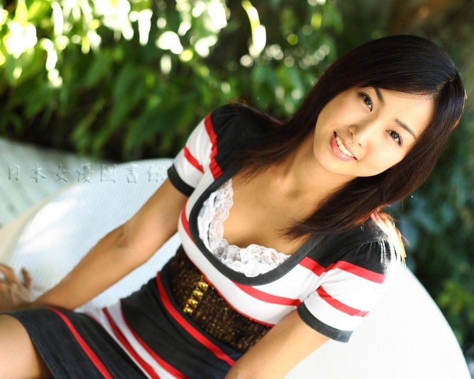 八代兼美02.jpg 八代兼美02.jpg