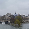 巴黎聖母院的小島