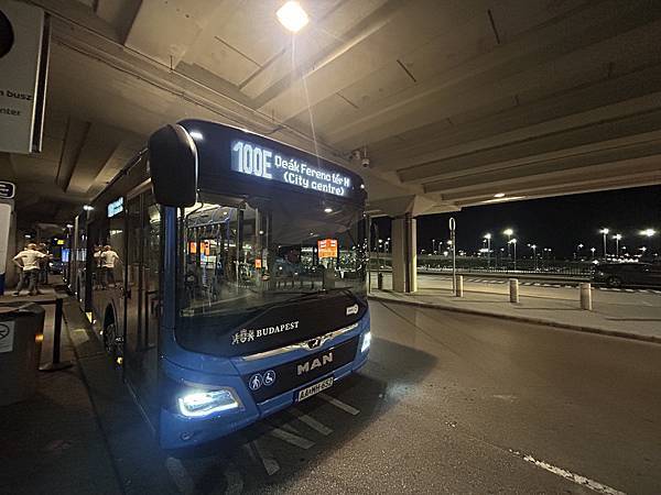 布達佩斯機場到市區@布達佩斯
