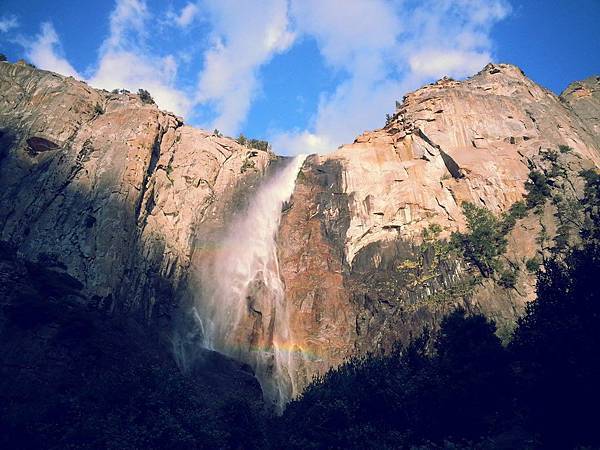 新娘面紗瀑布 Bridalveil Fall.jpg