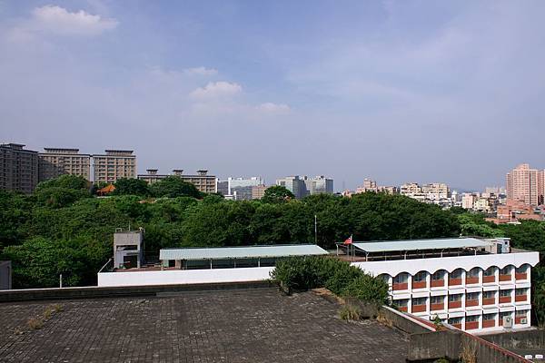 宿舍頂樓風景10.jpg