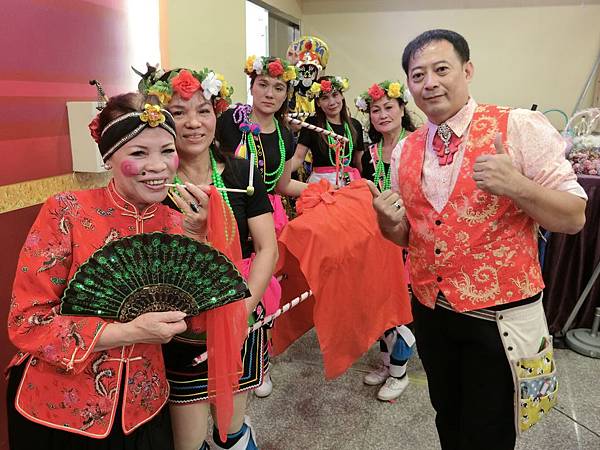 屏東晶滿婚禮主持人+川劇變臉+魔術氣球表演 (7).JPG