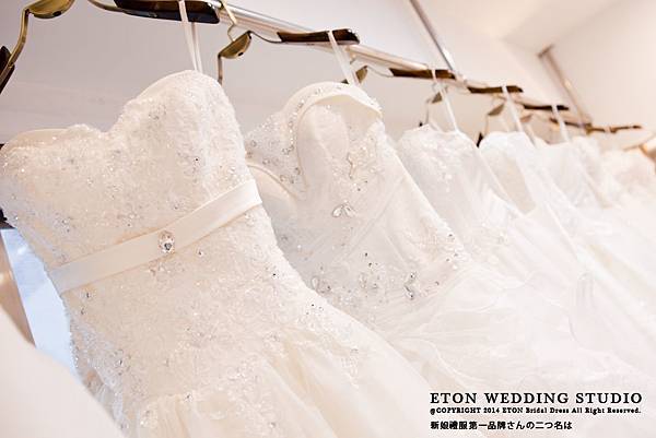 伊頓自助婚紗攝影工作室