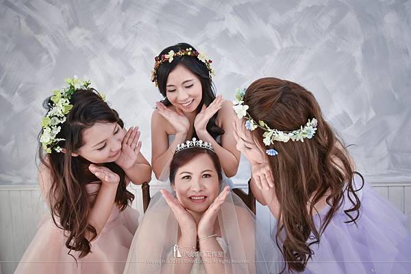 全家福照,全家福照推薦,全家福照攝影,高雄全家福照,高雄 全家福照,全家福照 高雄,南部全家福照,南部 全家福照,全家福照 推薦,全家福照 南部,全家福照價錢,全家福照價格,全家福照 價錢,全家福照 價格 自助婚紗工作室,自助婚紗推薦,自助婚紗價格,自助婚紗高雄,自助婚紗 高雄,自助婚紗南部,自助婚紗 南部,高雄 自助婚紗,高雄自助婚紗,自助婚紗 推薦