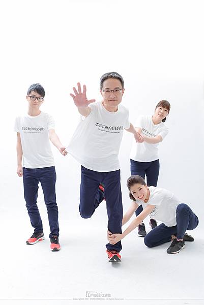 全家福照,全家福照推薦,全家福照攝影,高雄全家福照,高雄 全家福照,全家福照 高雄,南部全家福照,南部 全家福照,全家福照 推薦,全家福照 南部,全家福照價錢,全家福照價格,全家福照 價錢,全家福照 價格 自助婚紗工作室,自助婚紗推薦,自助婚紗價格,自助婚紗高雄,自助婚紗 高雄,自助婚紗南部,自助婚紗 南部,高雄 自助婚紗,高雄自助婚紗,自助婚紗 推薦