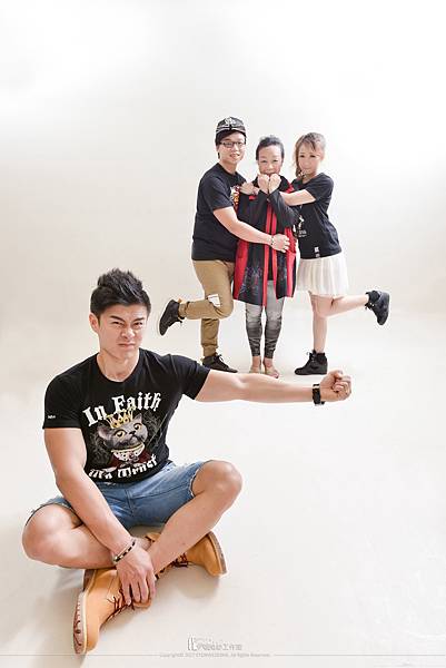 全家福照,全家福照推薦,全家福照攝影,高雄全家福照,高雄 全家福照,全家福照 高雄,南部全家福照,南部 全家福照,全家福照 推薦,全家福照 南部,全家福照價錢,全家福照價格,全家福照 價錢,全家福照 價格 自助婚紗工作室,自助婚紗推薦,自助婚紗價格,自助婚紗高雄,自助婚紗 高雄,自助婚紗南部,自助婚紗 南部,高雄 自助婚紗,高雄自助婚紗,自助婚紗 推薦