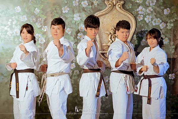 全家福照,全家福照推薦,全家福照攝影,高雄全家福照,高雄 全家福照,全家福照 高雄,南部全家福照,南部 全家福照,全家福照 推薦,全家福照 南部,全家福照價錢,全家福照價格,全家福照 價錢,全家福照 價格 自助婚紗工作室,自助婚紗推薦,自助婚紗價格,自助婚紗高雄,自助婚紗 高雄,自助婚紗南部,自助婚紗 南部,高雄 自助婚紗,高雄自助婚紗,自助婚紗 推薦