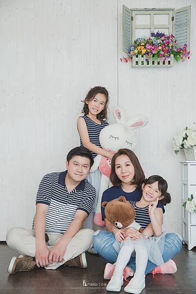 全家福照,全家福照推薦,全家福照攝影,高雄全家福照,高雄 全家福照,全家福照 高雄,南部全家福照,南部 全家福照,全家福照 推薦,全家福照 南部,全家福照價錢,全家福照價格,全家福照 價錢,全家福照 價格 自助婚紗工作室,自助婚紗推薦,自助婚紗價格,自助婚紗高雄,自助婚紗 高雄,自助婚紗南部,自助婚紗 南部,高雄 自助婚紗,高雄自助婚紗,自助婚紗 推薦