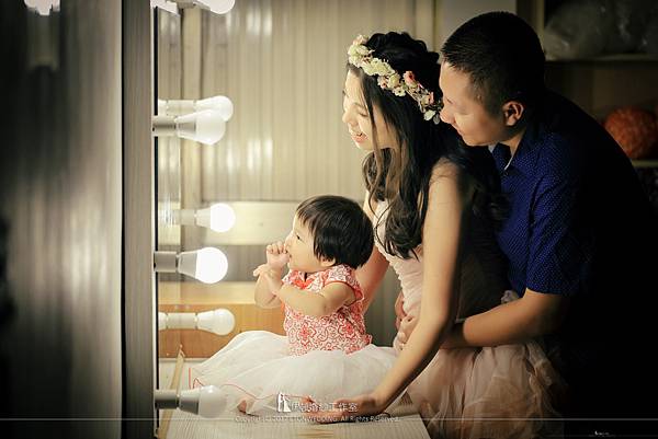 全家福照,全家福照推薦,全家福照攝影,高雄全家福照,高雄 全家福照,全家福照 高雄,南部全家福照,南部 全家福照,全家福照 推薦,全家福照 南部,全家福照價錢,全家福照價格,全家福照 價錢,全家福照 價格 自助婚紗工作室,自助婚紗推薦,自助婚紗價格,自助婚紗高雄,自助婚紗 高雄,自助婚紗南部,自助婚紗 南部,高雄 自助婚紗,高雄自助婚紗,自助婚紗 推薦