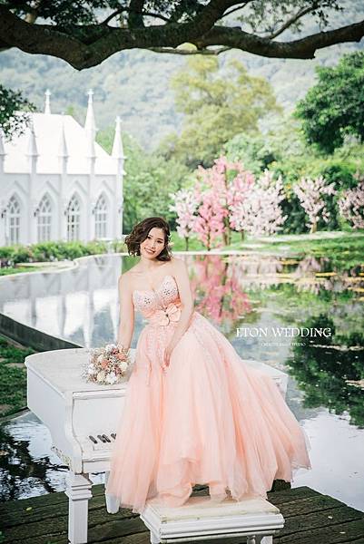 台北手工禮服 (11).jpg