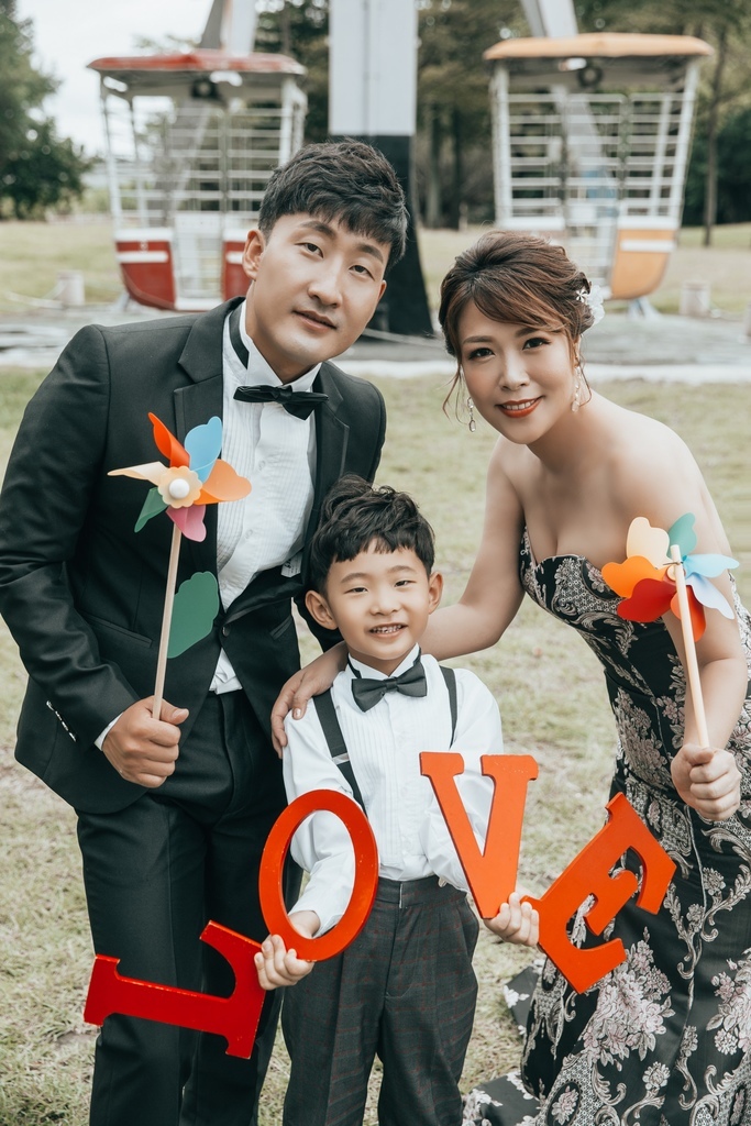 週年婚紗照,全家福婚紗照,全家福照,結婚周年照,婚紗照,全家福照推薦 (16).jpg 週年婚紗照,全家福婚紗照,全家福照,結婚周年照,婚紗照,全家福照推薦 (16).jpg